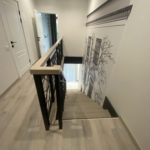 Покрашено с использованием лестничного лака фирмы Хелиос , 30% блеска