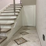 Ступени сорт дерева ясень срощенный , поручень  ясень срощенный , воплотили желание и дизацн клиентам, высокий квадратичной формы